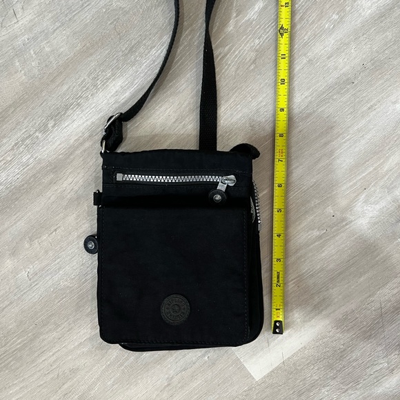 Kipling small crossbody - Picture 6 of 10